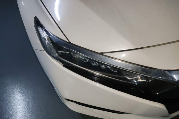 Used Honda Accord 2018 260TURBO Elite Edition China VI Right Front Headlight
