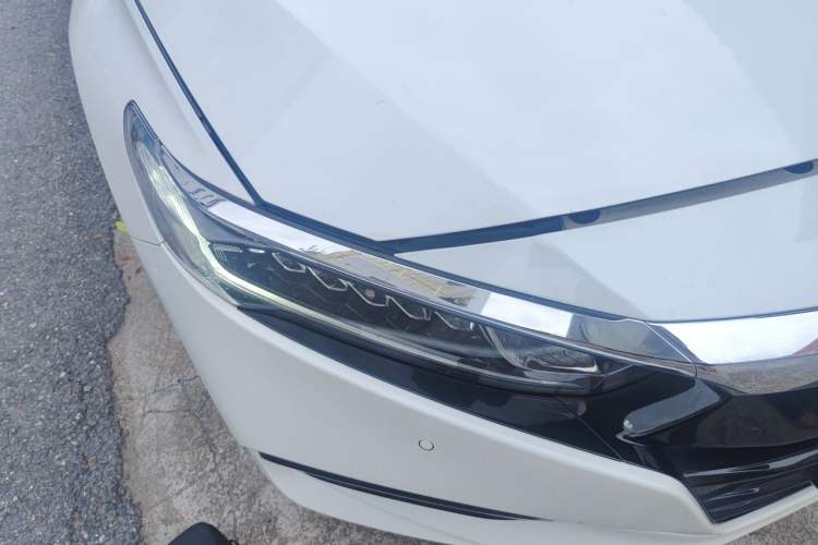 Used Honda Accord 2018 260TURBO Elite Edition China V Right Front Headlight