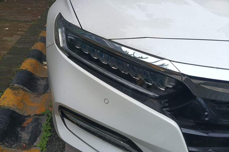 Used Honda Accord 2018 Rui·Hybrid 2.0L Rui Zhi Edition China VI Right Front Headlight