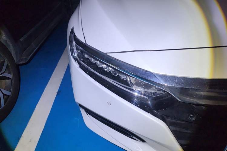 Used Honda Accord 2018 260TURBO Luxury Edition China VI Right Front Headlight
