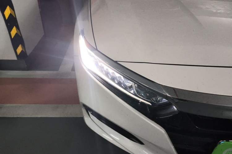 Used Honda Accord 2018 230TURBO Comfort Edition China VI Emission Standard Right Front Headlight