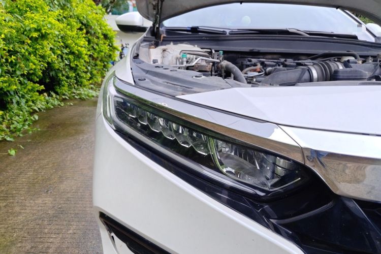 Used Honda Accord 2018 230TURBO Comfort Version National V Right Front Headlight