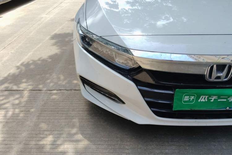 Used Honda Accord 2018 260TURBO Elite Edition China V Right Front Headlight