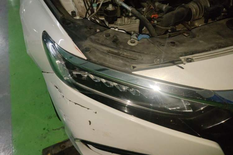 Used Honda Accord 2018 260TURBO Elite Edition China V Right Front Headlight