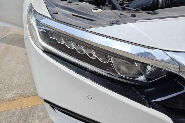 Used Honda Accord 2018 260TURBO Elite Edition China VI Right Front Headlight