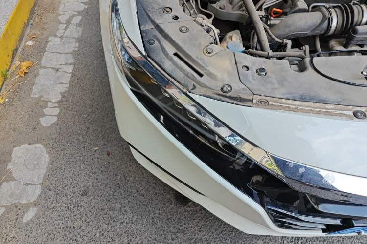 Used Honda Accord 2018 260TURBO Elite Edition China V Right Front Headlight