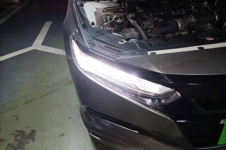 Used Honda Accord 2018 260TURBO Elite Edition China V Right Front Headlight