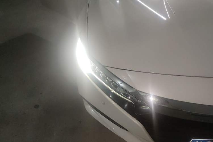 Used Honda Accord 2018 260TURBO Elite Edition China V Right Front Headlight