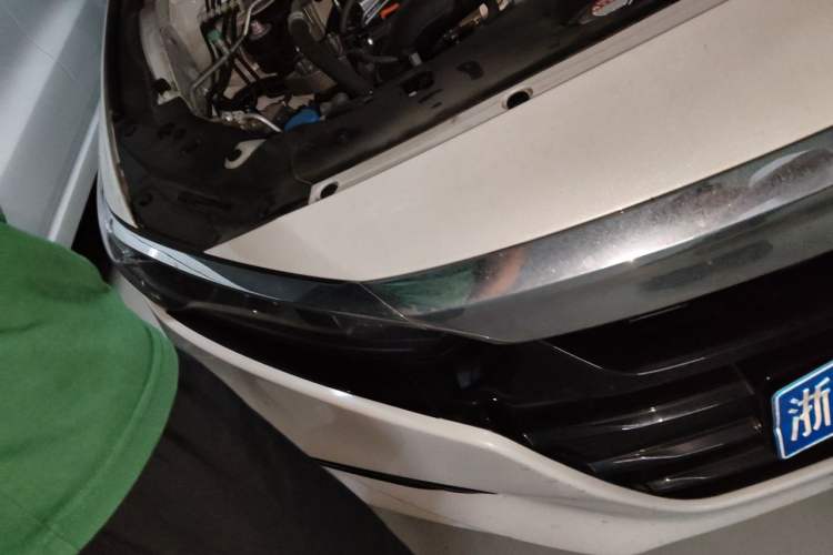 Used Honda Accord 2018 260TURBO Elite Edition China V Right Front Headlight