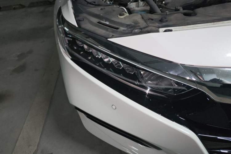 Used Honda Accord 2018 260TURBO Elite Edition China VI Right Front Headlight