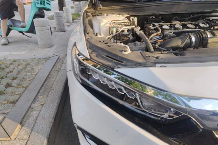 Used Honda Accord 2018 260TURBO Luxury Edition China VI Right Front Headlight