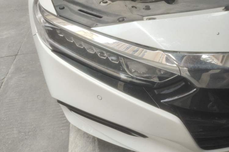 Used Honda Accord 2018 260TURBO Luxury Edition China VI Right Front Headlight