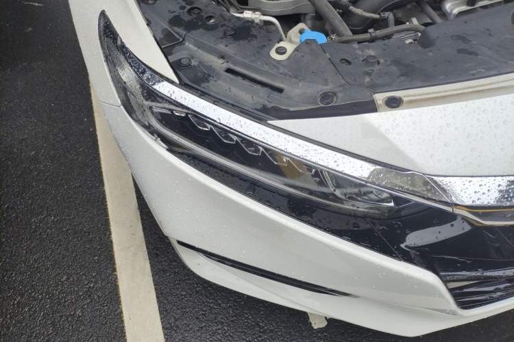 Used Honda Accord 2018 260TURBO Elite Edition China V Right Front Headlight