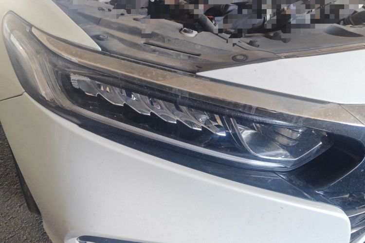 Used Honda Accord 2018 260TURBO Elite Edition China V Right Front Headlight
