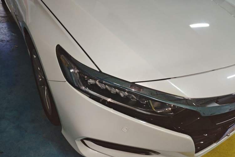 Used Honda Accord 2018 260TURBO Elite Edition China V Right Front Headlight