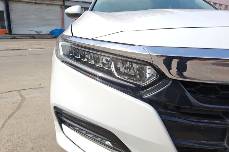 Used Honda Accord 2018 260TURBO Elite Edition China VI Right Front Headlight