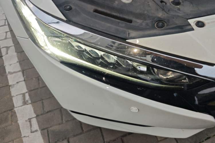 Used Honda Accord 2018 260TURBO Elite Edition China VI Right Front Headlight