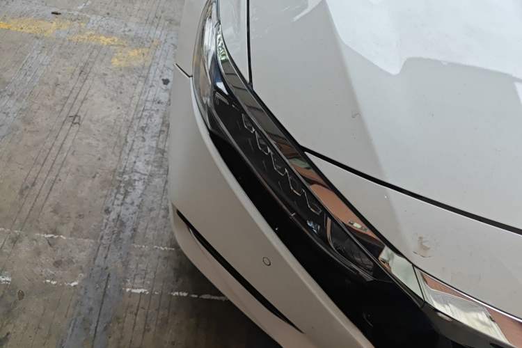 Used Honda Accord 2018 260TURBO Luxury Edition China VI Right Front Headlight
