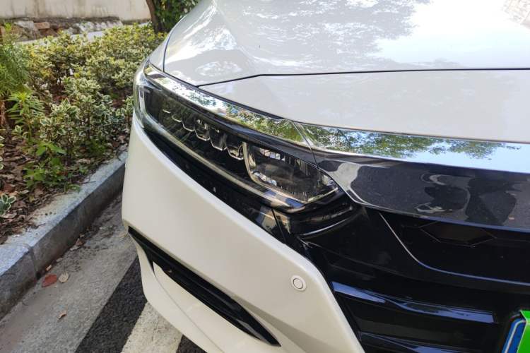 Used Honda Accord 2018 230TURBO Comfort Version National V Right Front Headlight