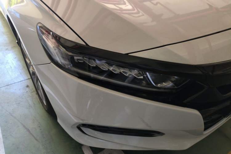Used Honda Accord 2018 260TURBO Elite Edition China V Right Front Headlight