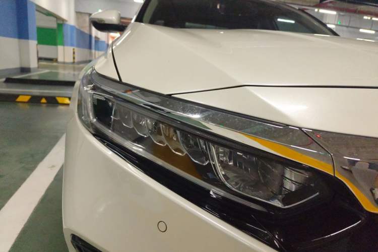 Used Honda Accord 2018 260TURBO Luxury Edition China VI Right Front Headlight