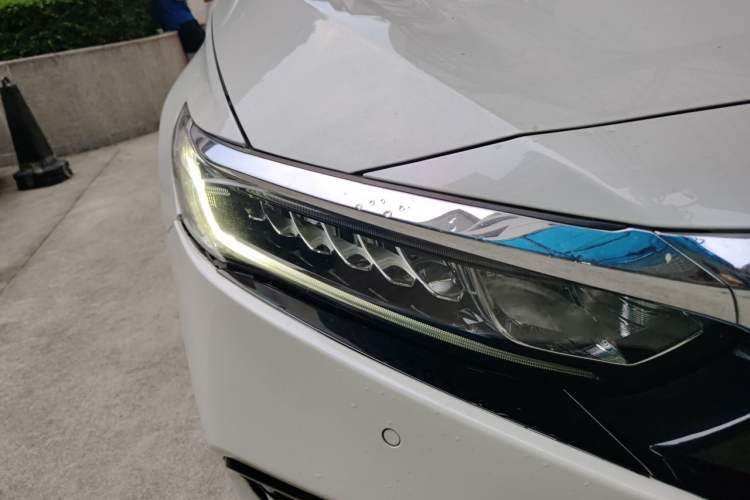 Used Honda Accord 2018 260TURBO Luxury Edition China VI Right Front Headlight