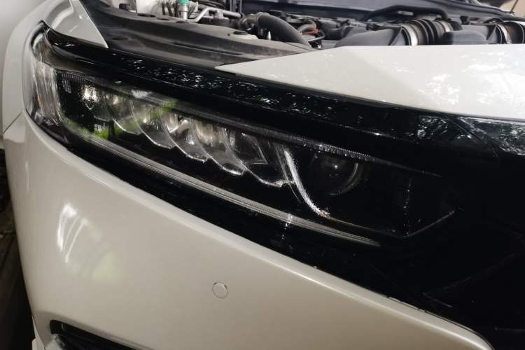 Used Honda Accord 2018 260TURBO Elite Edition China VI Right Front Headlight