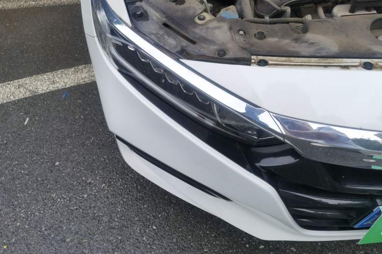Used Honda Accord 2018 260TURBO Elite Edition China V Right Front Headlight
