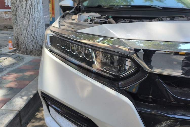 Used Honda Accord 2018 260TURBO Elite Edition China VI Right Front Headlight