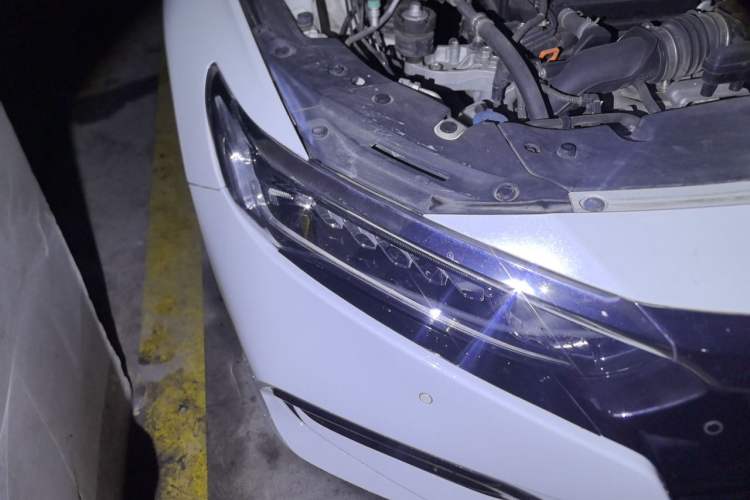 Used Honda Accord 2018 260TURBO Elite Edition China V Right Front Headlight