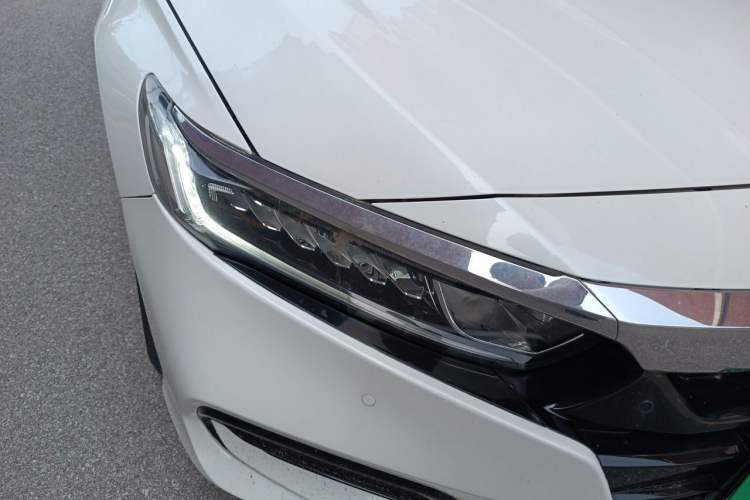 Used Honda Accord 2018 260TURBO Elite Edition China V Right Front Headlight
