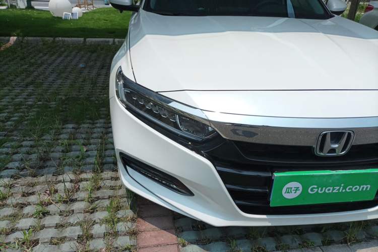 Used Honda Accord 2018 230TURBO Comfort Version National V Right Front Headlight
