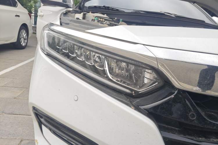 Used Honda Accord 2018 260TURBO Elite Edition China VI Right Front Headlight