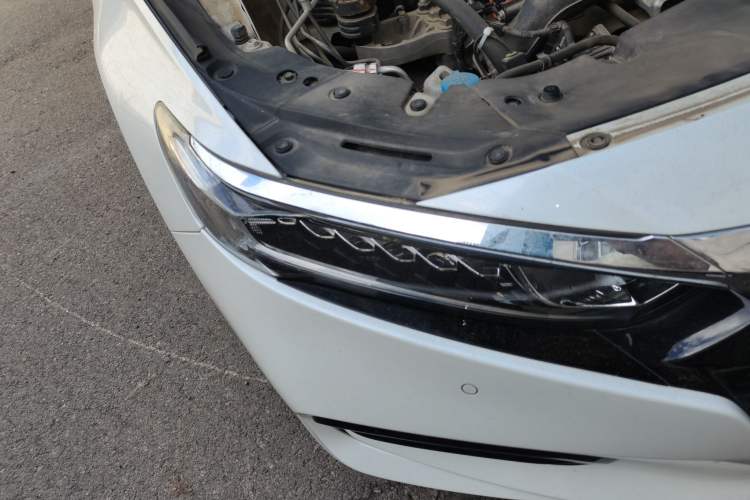 Used Honda Accord 2018 260TURBO Luxury Edition China VI Right Front Headlight