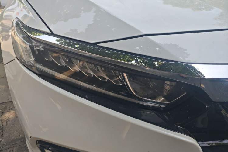 Used Honda Accord 2018 260TURBO Elite Edition China V Right Front Headlight