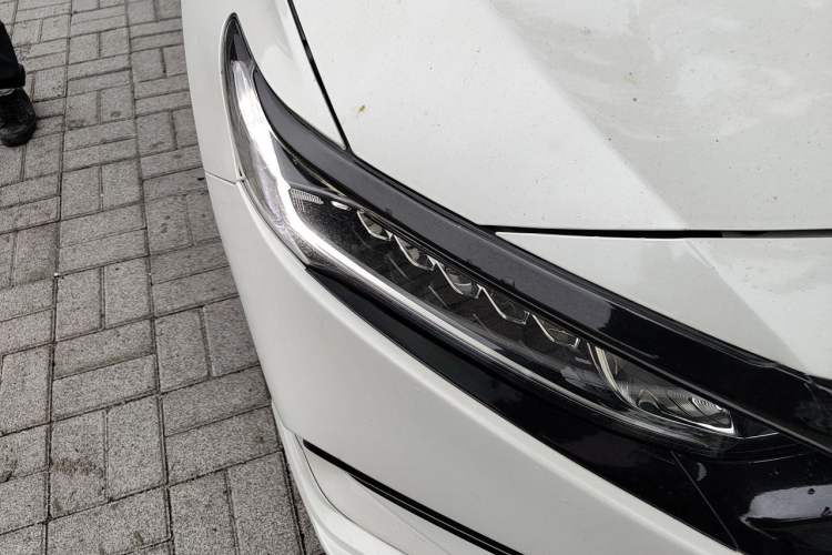 Used Honda Accord 2018 260TURBO Elite Edition China V Right Front Headlight
