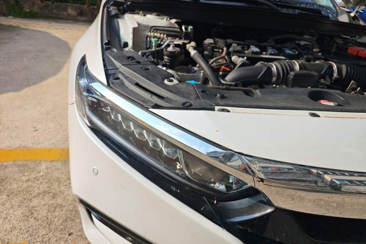 Used Honda Accord 2018 260TURBO Luxury Edition China V Emission Standard Right Front Headlight