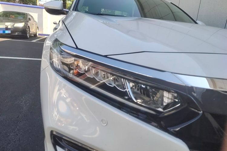 Used Honda Accord 2018 260TURBO Elite Edition China V Right Front Headlight