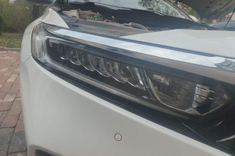 Used Honda Accord 2018 260TURBO Elite Edition China V Right Front Headlight