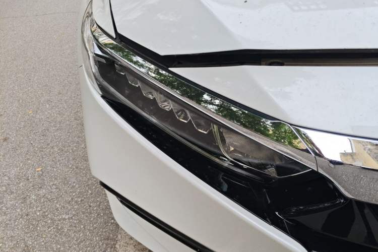 Used Honda Accord 2018 260TURBO Elite Edition China VI Right Front Headlight