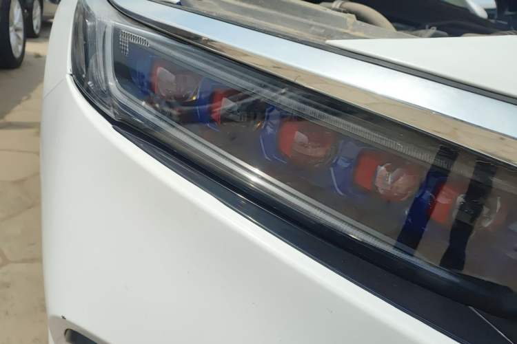 Used Honda Accord 2018 230TURBO Comfort Version National V Right Front Headlight