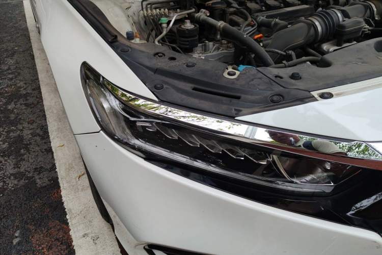 Used Honda Accord 2018 230TURBO Comfort Version National V Right Front Headlight