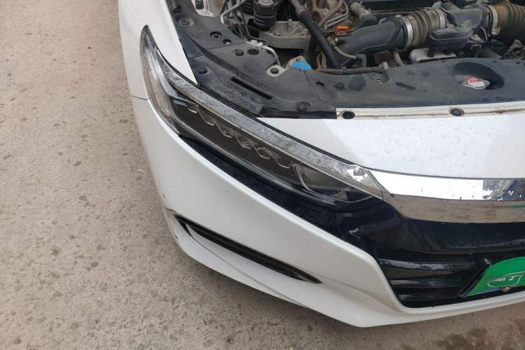 Used Honda Accord 2018 260TURBO Elite Edition China V Right Front Headlight