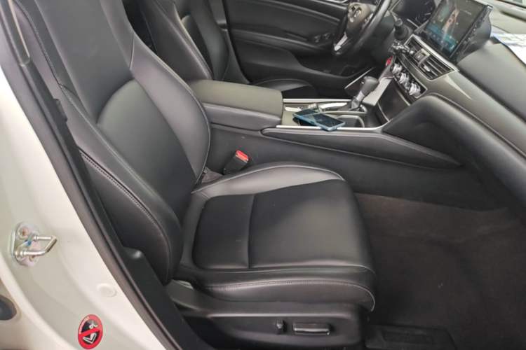 Used Honda Accord 2018 260TURBO Elite Edition China VI Right Front Seat