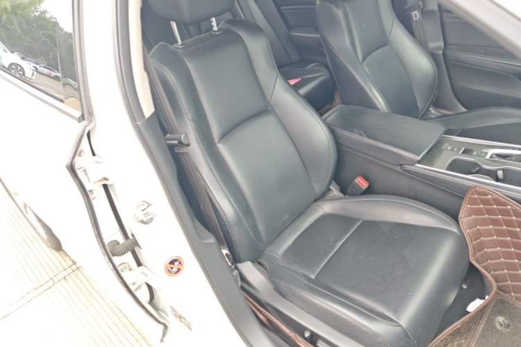 Used Honda Accord 2018 260TURBO Elite Edition China V Right Front Seat