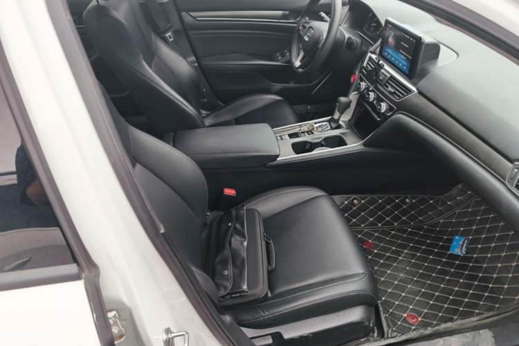 Used Honda Accord 2018 230TURBO Comfort Edition China VI Emission Standard Right Front Seat