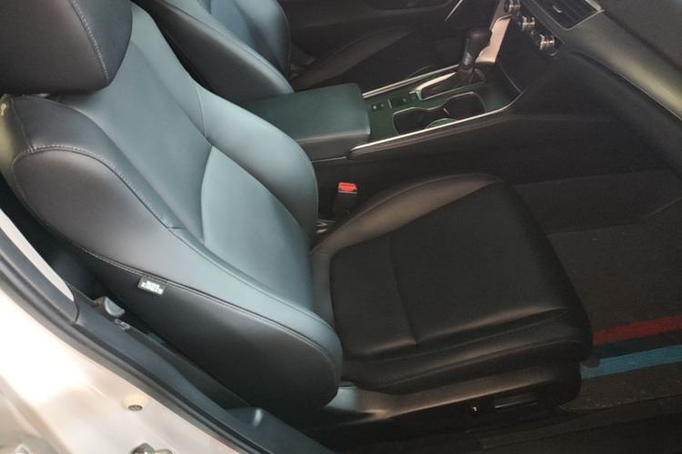 Used Honda Accord 2018 260TURBO Luxury Edition China VI Right Front Seat