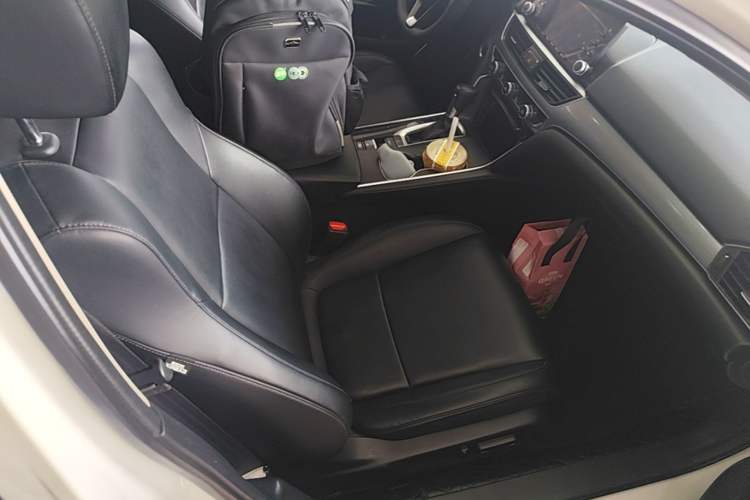 Used Honda Accord 2018 260TURBO Elite Edition China V Right Front Seat