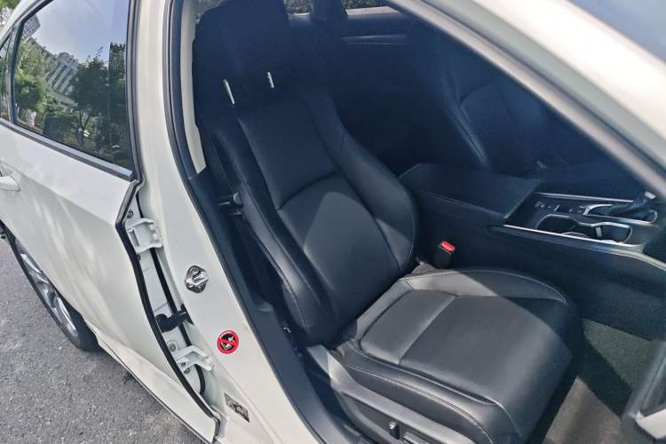 Used Honda Accord 2018 260TURBO Luxury Edition China VI Right Front Seat