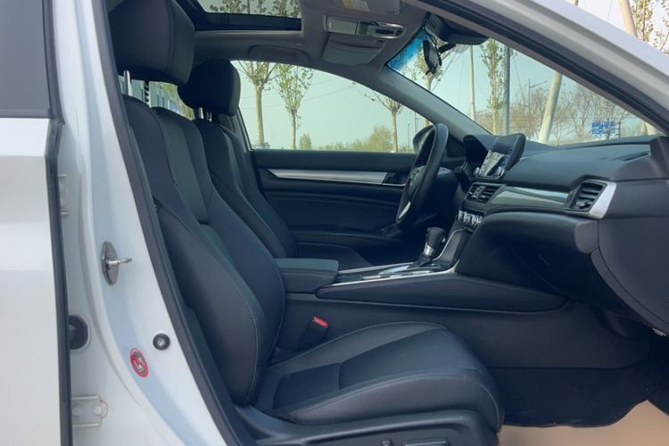 Used Honda Accord 2018 260TURBO Luxury Edition China VI Right Front Seat